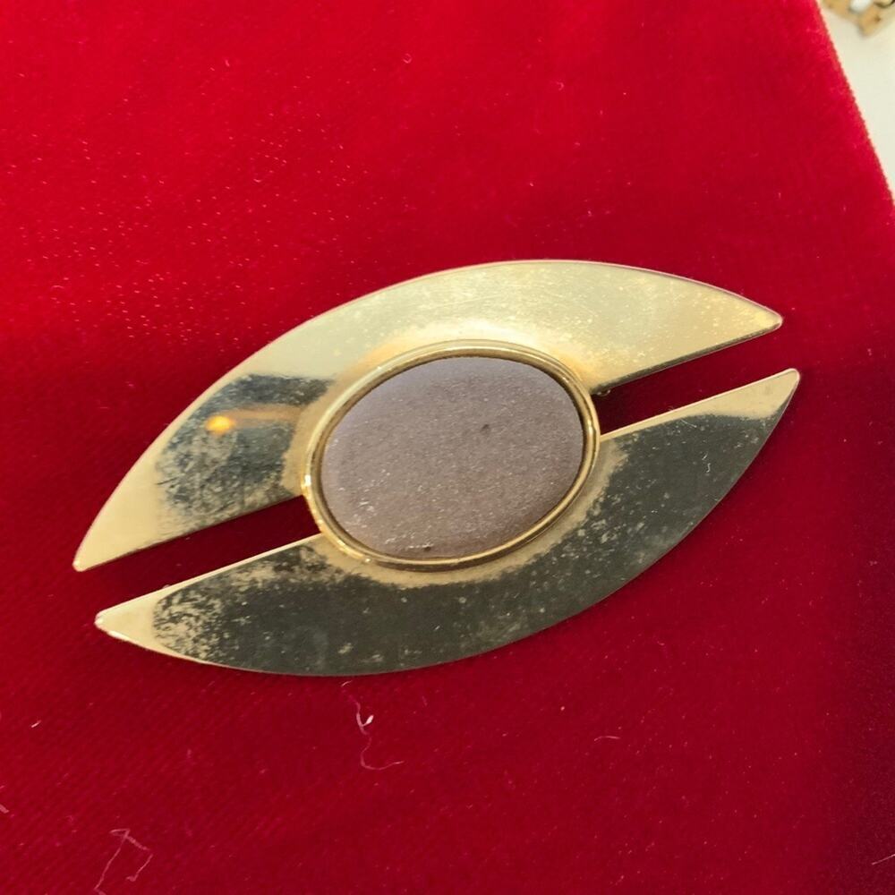 Vintage Brooch